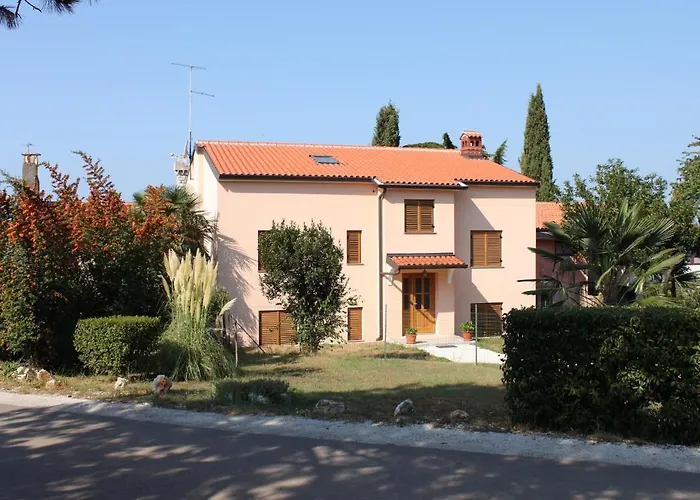 Apartments With A Parking Space Umag - 6995